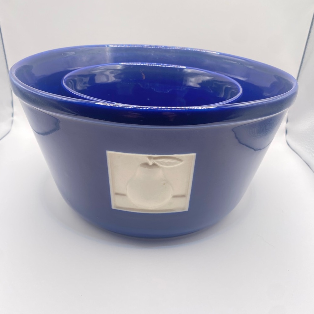 2 Tile Ware by Roshco Cobalt Blue Ceramic Nesting Bowls with Fruit Embellishment